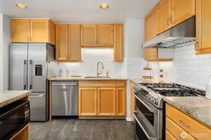 347 NW 52nd St, Seattle, WA 98107 - Photo 8