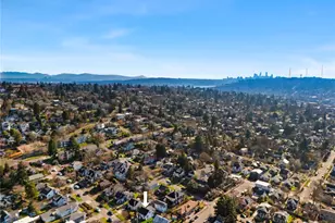 347 NW 52nd St, Seattle, WA 98107 - Photo 32
