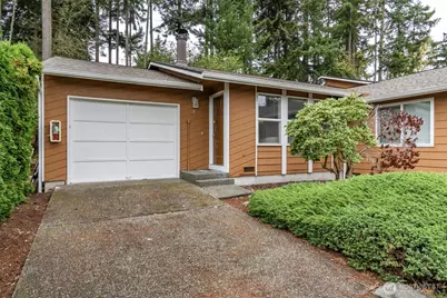 665 NW Atalanta Way #1, Oak Harbor, WA 98277 - Photo 1