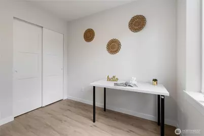 12531 25th Avenue NE #B, Seattle, WA 98125 - Photo 16