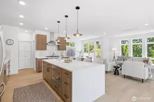5720 NE 65th St, Seattle, WA 98115 - Photo 4