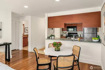 4831 Fauntleroy Way SW #305, Seattle, WA 98116 - Photo 8