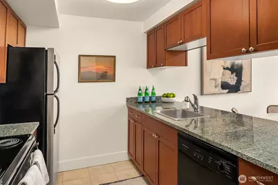 4831 Fauntleroy Way SW #305, Seattle, WA 98116 - Photo 12