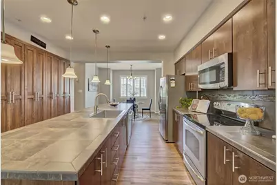 15720 Manor Way #E4, Lynnwood, WA 98087 - Photo 6