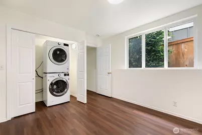 12715 35th Avenue NE #A, Seattle, WA 98125 - Photo 22