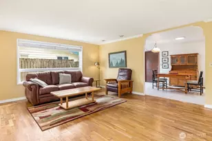 1708 Monterey Ct NE, Renton, WA 98056 - Photo 12