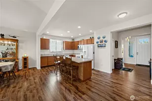 1757 Hillcrest Loop, Mount Vernon, WA 98274 - Photo 8