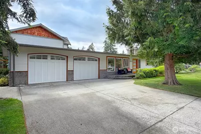 16857 Palatine Avenue N, Shoreline, WA 98133 - Photo 2