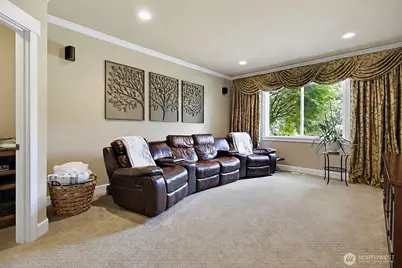 6402 Fairway Place SE, Snoqualmie, WA 98065 - Photo 6