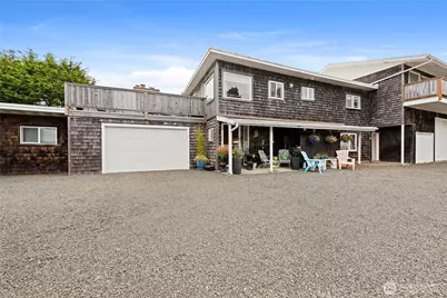 1611 Ocean Beach Boulevard S #4, Long Beach, WA 98631 - Photo 2