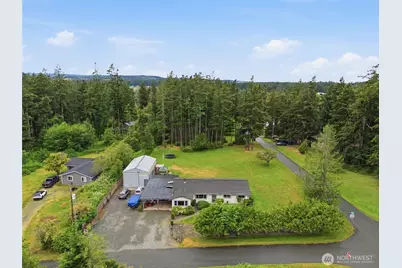 3343 Garfield Court, Oak Harbor, WA 98277 - Photo 2