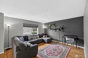 1670 SW Mulberry Dr, Oak Harbor, WA 98277 - Photo 8