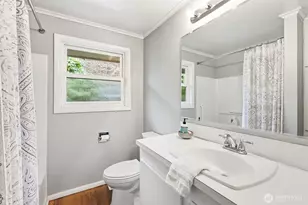 1020 N Tacoma Ave, Tacoma, WA 98403 - Photo 10