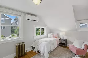 2412 2nd Ave W, Seattle, WA 98119 - Photo 16