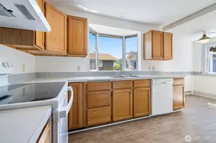 5210 S Steele St, Tacoma, WA 98409 - Photo 8