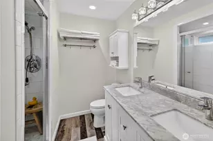 21313 NE 10th Pl, Sammamish, WA 98074 - Photo 10