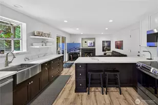 21313 NE 10th Pl, Sammamish, WA 98074 - Photo 16