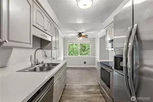 17310 NE 45th St, Redmond, WA 98052 - Photo 6