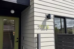 7912 34th Ave SW, Seattle, WA 98126 - Photo 2