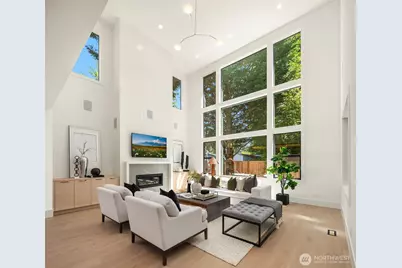 16711 NE 16th Place, Bellevue, WA 98008 - Photo 2