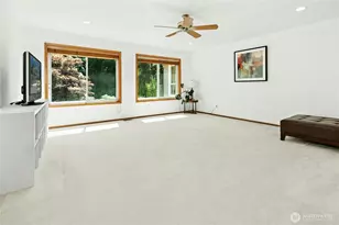 7725 235th Pl NE, Redmond, WA 98053 - Photo 16