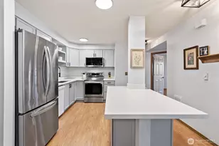 8917 Meridian Pl NE, Lake Stevens, WA 98258 - Photo 4