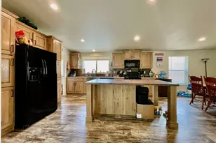 37 Wheatland Dr, Pomeroy, WA 99347 - Photo 4