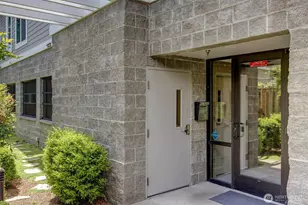 275 E Sunset Way, Issaquah, WA 98027 - Photo 24