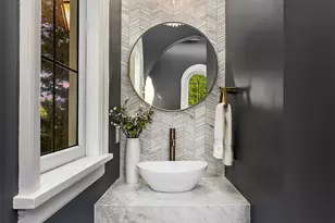 3715 47th Pl NE, Seattle, WA 98105 - Photo 18
