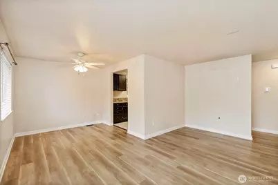 1307 NW Slate Lane #101, Silverdale, WA 98383 - Photo 6