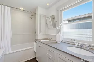 1625 7th Ave W, Seattle, WA 98119 - Photo 30