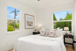 8913 8th Ave NE, Seattle, WA 98115 - Photo 14
