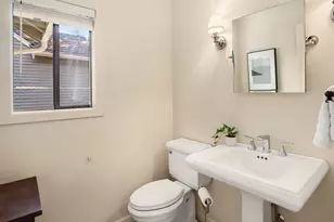 14045 NE 61st St, Redmond, WA 98052 - Photo 18