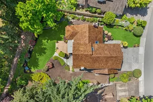 14045 NE 61st St, Redmond, WA 98052 - Photo 36
