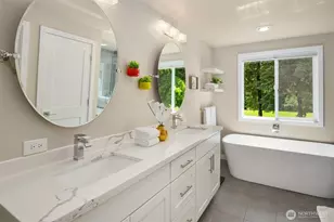 14045 NE 61st St, Redmond, WA 98052 - Photo 22