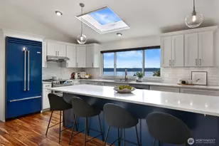 10960 39th Ave SW, Seattle, WA 98146 - Photo 14