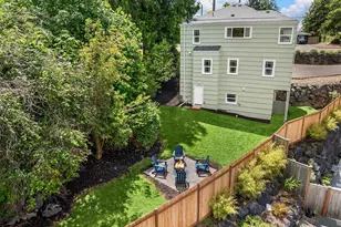 8715 Bowdoin Way, Edmonds, WA 98026 - Photo 32