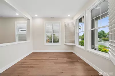 19110 Trilogy Parkway E, Bonney Lake, WA 98391 - Photo 6