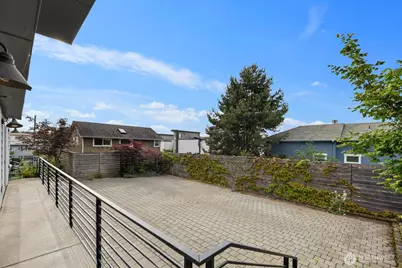 1208 W Emerson Street, Seattle, WA 98119 - Photo 24