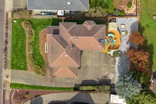 2209 28th St SE, Puyallup, WA 98372 - Photo 40