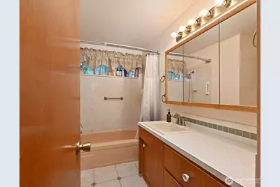 143 S 297th Place, Federal Way, WA 98003 - Photo 14