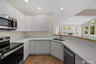5500 Harbour Pointe Blvd, Mukilteo, WA 98275 - Photo 14