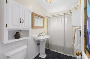 7539 33rd Ave NE, Seattle, WA 98115 - Photo 10