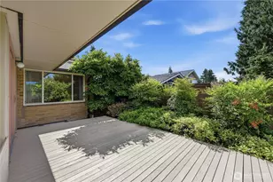 7025 43rd Ave NE, Seattle, WA 98115 - Photo 20