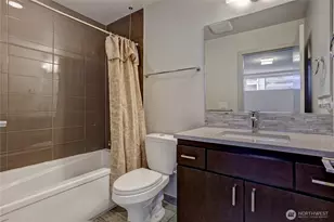 2608 23rd Ave W, Seattle, WA 98199 - Photo 4