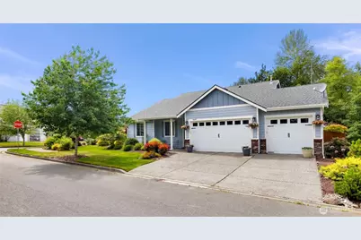 927 Clearwater Court, Mount Vernon, WA 98273 - Photo 2