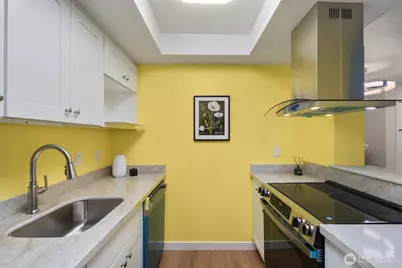 14605 NE 34th Street #H12, Bellevue, WA 98007 - Photo 10