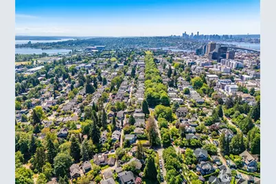 5604 17th Avenue NE, Seattle, WA 98105 - Photo 6