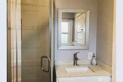 5604 17th Avenue NE, Seattle, WA 98105 - Photo 8