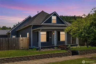 112 S Gold St, Centralia, WA 98531 - Photo 2